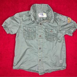Green Toddler Boys Size 5T Genuine Kids Oshkosh Short Sleeve Button Up Shirt